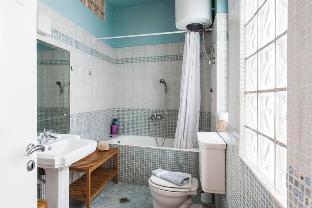 Mid Century 3 Bdr City Centre Townhouse Athens Luaran gambar