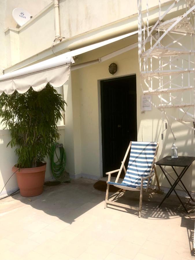 Mid Century 3 Bdr City Centre Townhouse Athens Luaran gambar